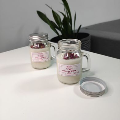 Свічка ароматизована "Vanilla & Cream" з квітами троянди (гніт дерево) КТ.2069 фото